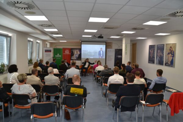 Ivo Hutira debatoval o budoucnosti energetiky s ministrem životního prostředí